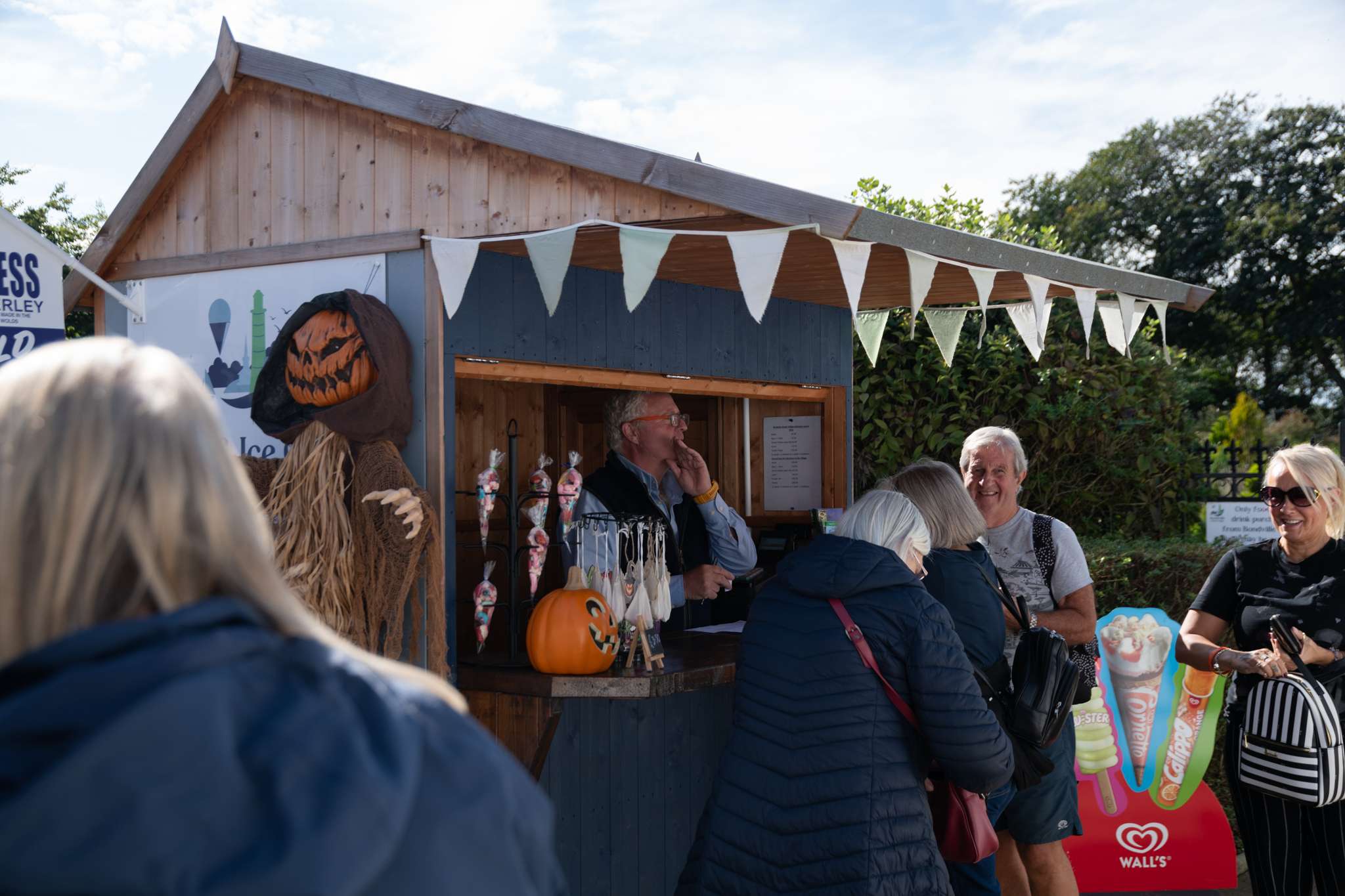 Halloween decorations at Bondville Model Village
