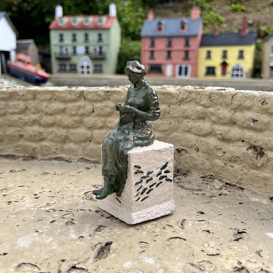 Gansey Girl sculpture at Bondville Model Village